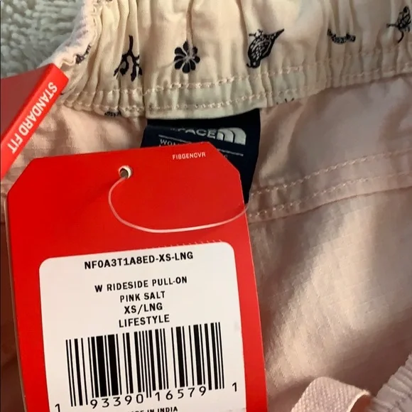 New The North Face Shorts - Picture 4 of 6